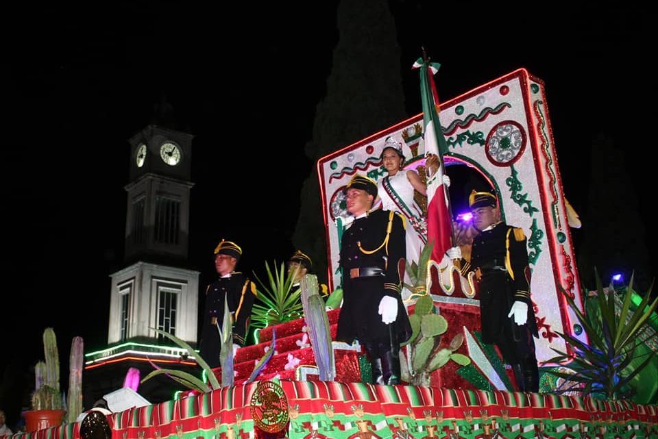 TLAXIACO LISTO PARA LAS FIESTAS PATRIAS